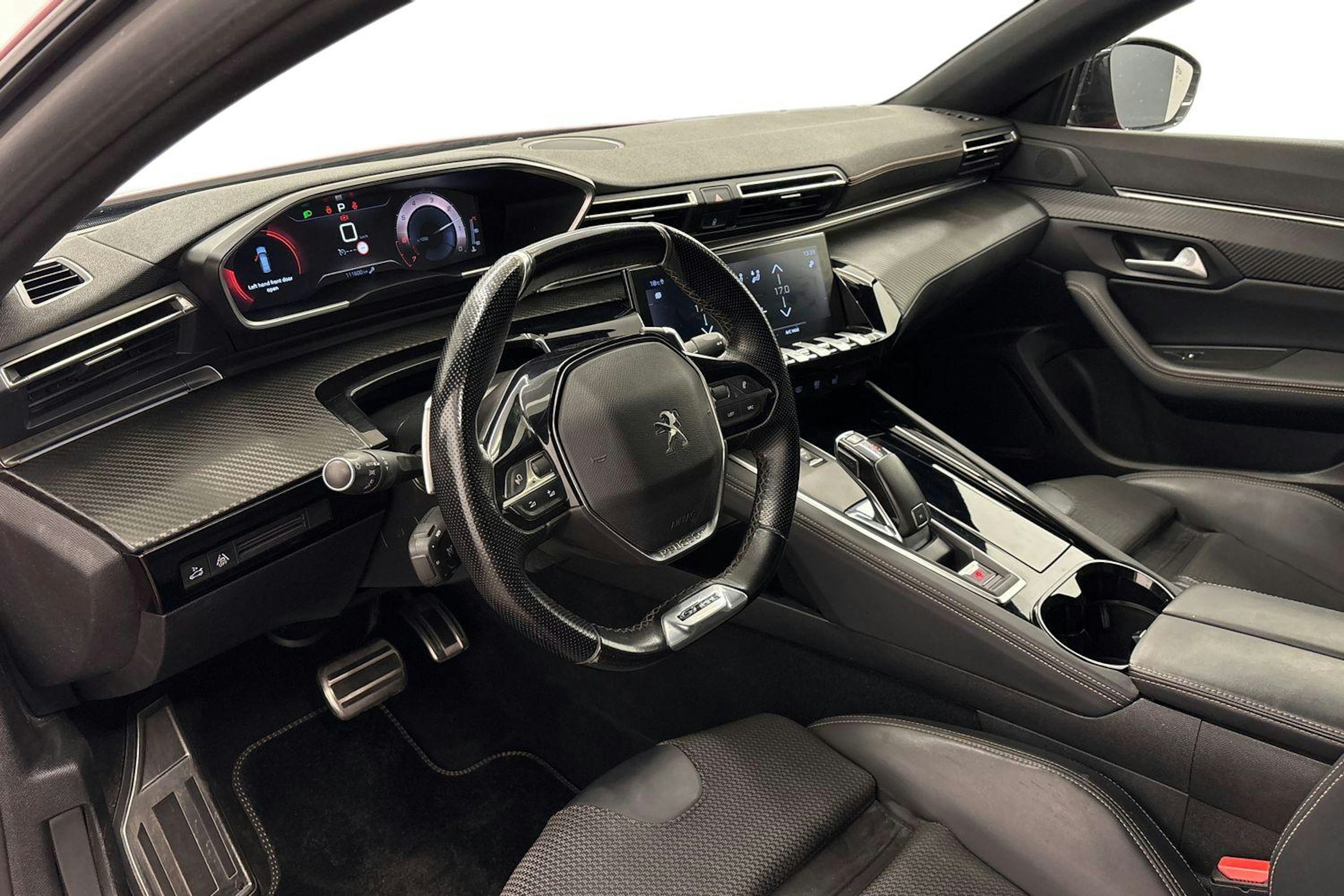 punainen Peugeot 508 2019 kuva 3.