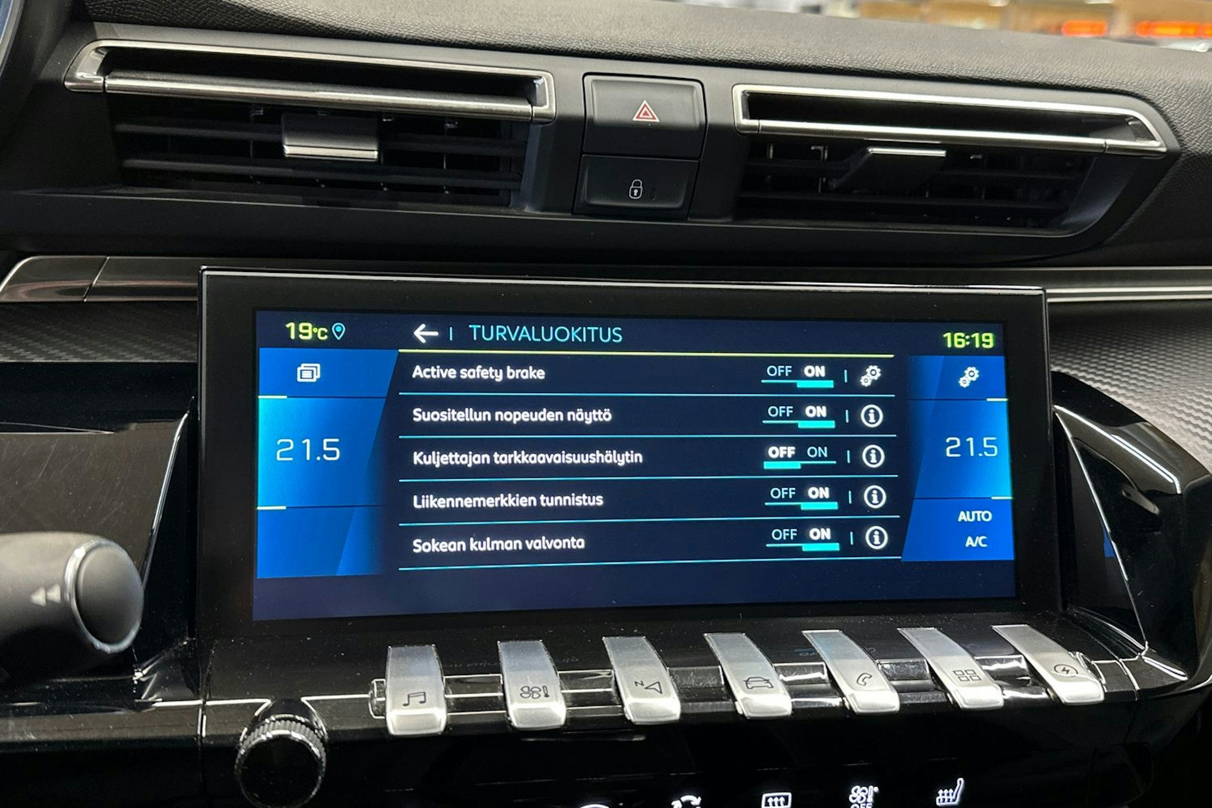harmaa Peugeot 508 2020 kuva 20.