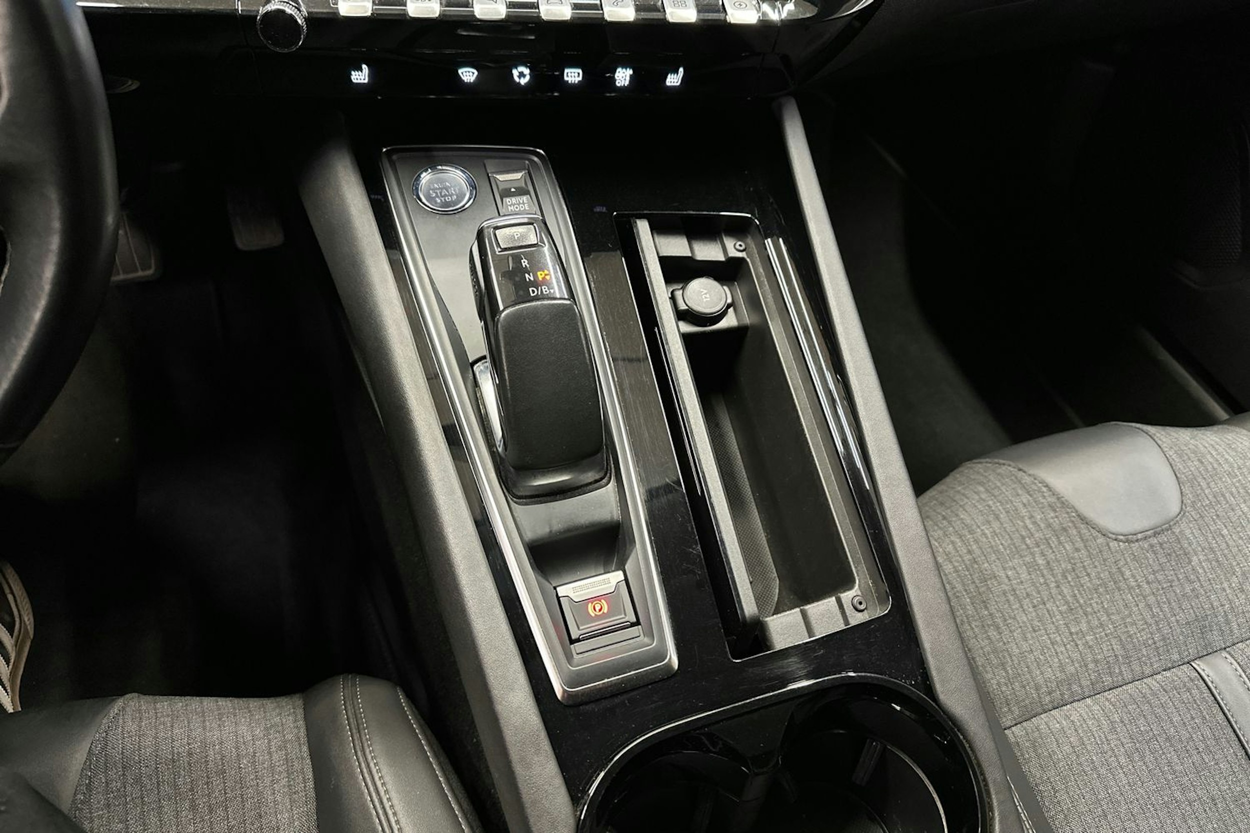 harmaa Peugeot 508 2020 kuva 22.