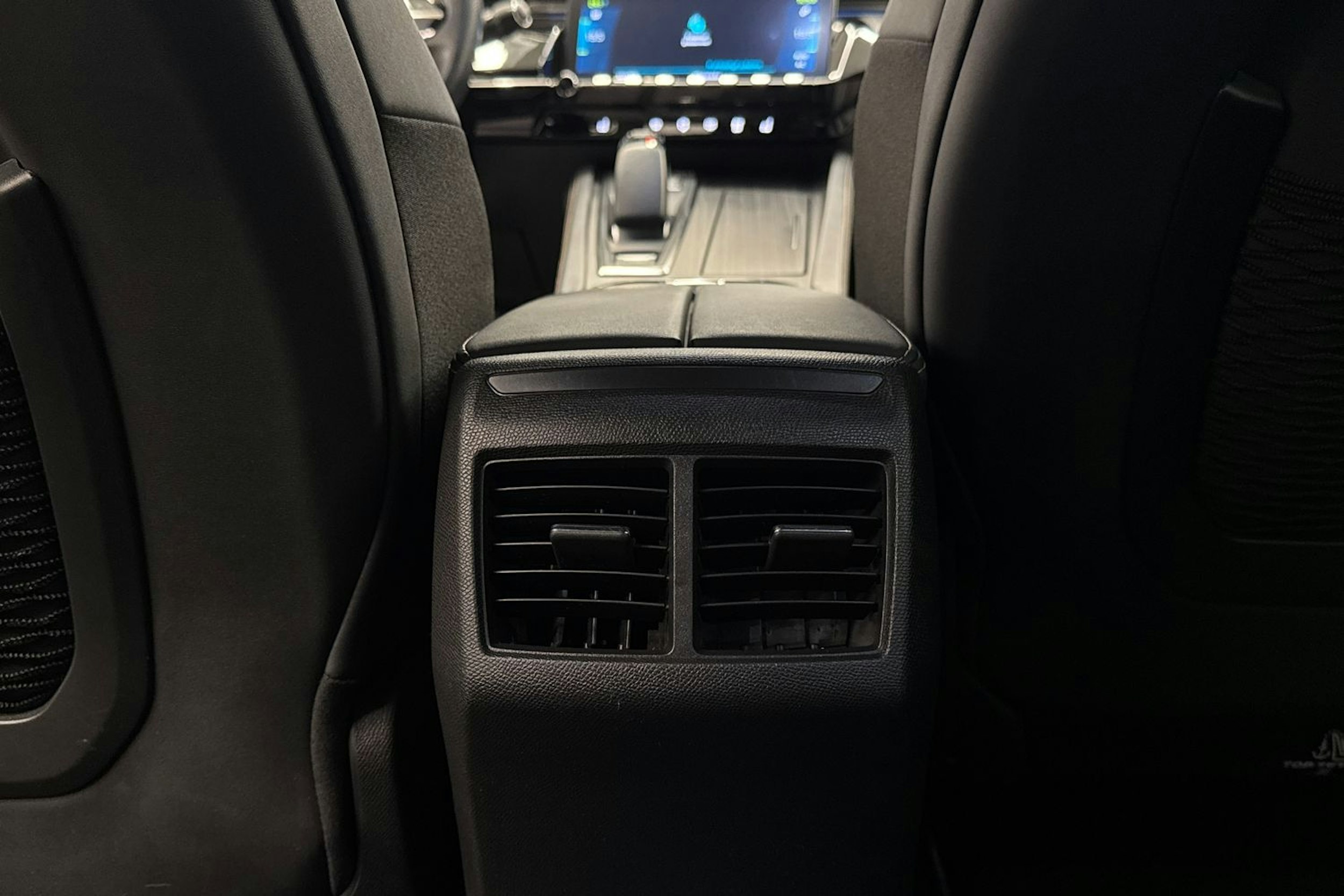 harmaa Peugeot 508 2021 kuva 33.