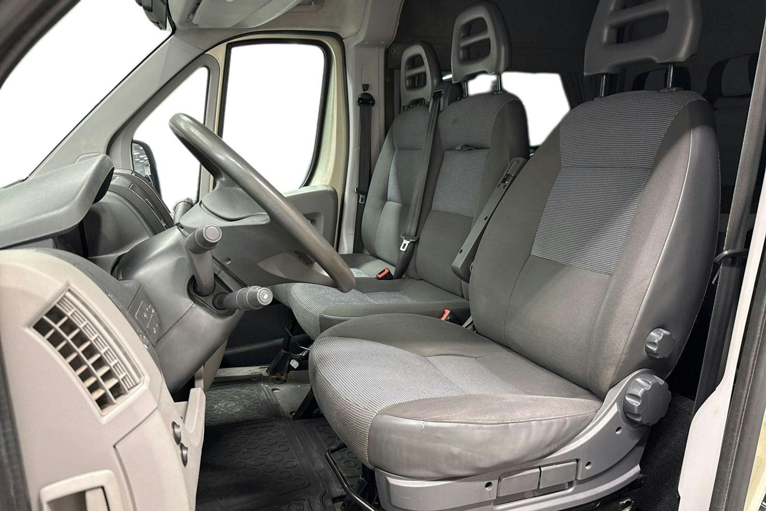 ruskea (beige) Peugeot Boxer 2010 kuva 7.