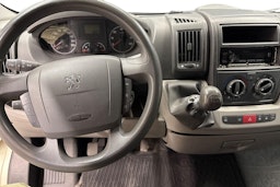 ruskea (beige) Peugeot Boxer 2010 kuva 9.