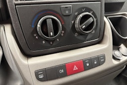 ruskea (beige) Peugeot Boxer 2010 kuva 17.