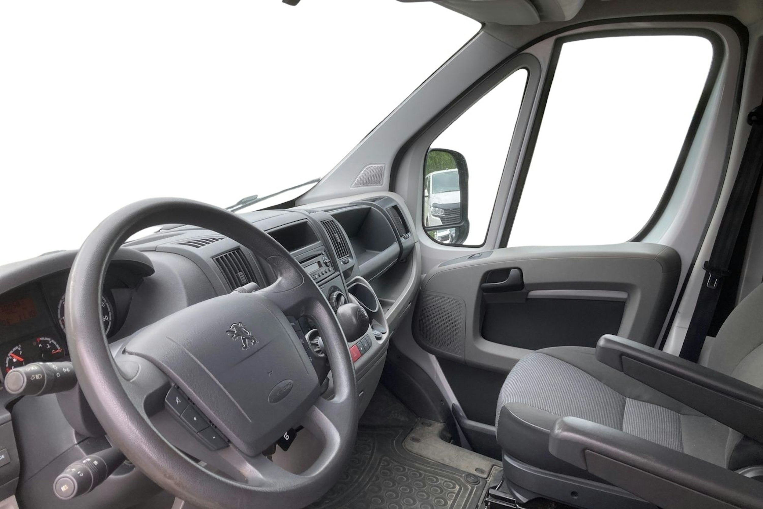 harmaa Peugeot Boxer 2011 kuva 3.