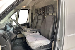 harmaa Peugeot Boxer 2013 kuva 6.