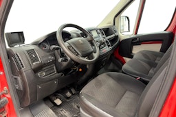 punainen Peugeot Boxer 2014 kuva 12.