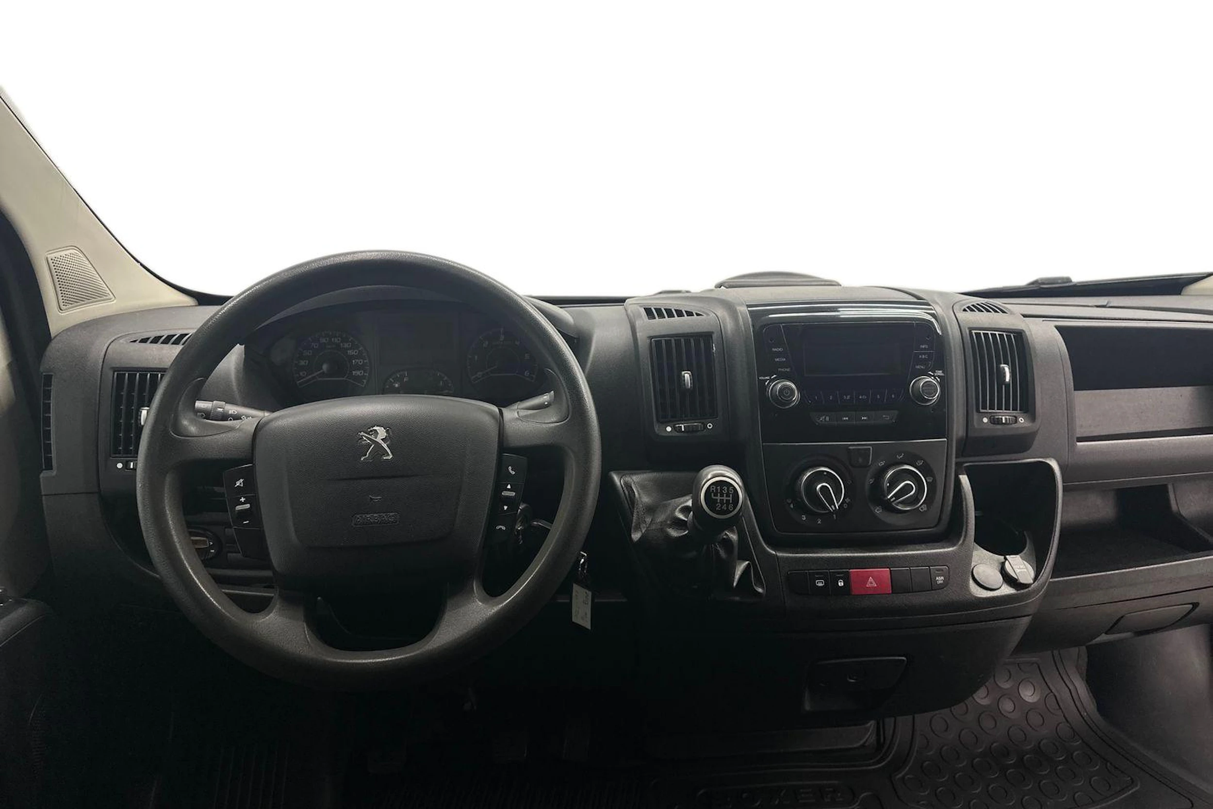 musta Peugeot Boxer 2015 kuva 7.