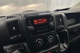 musta Peugeot Boxer 2015 kuva 13.