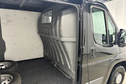musta Peugeot Boxer 2015 kuva 22.