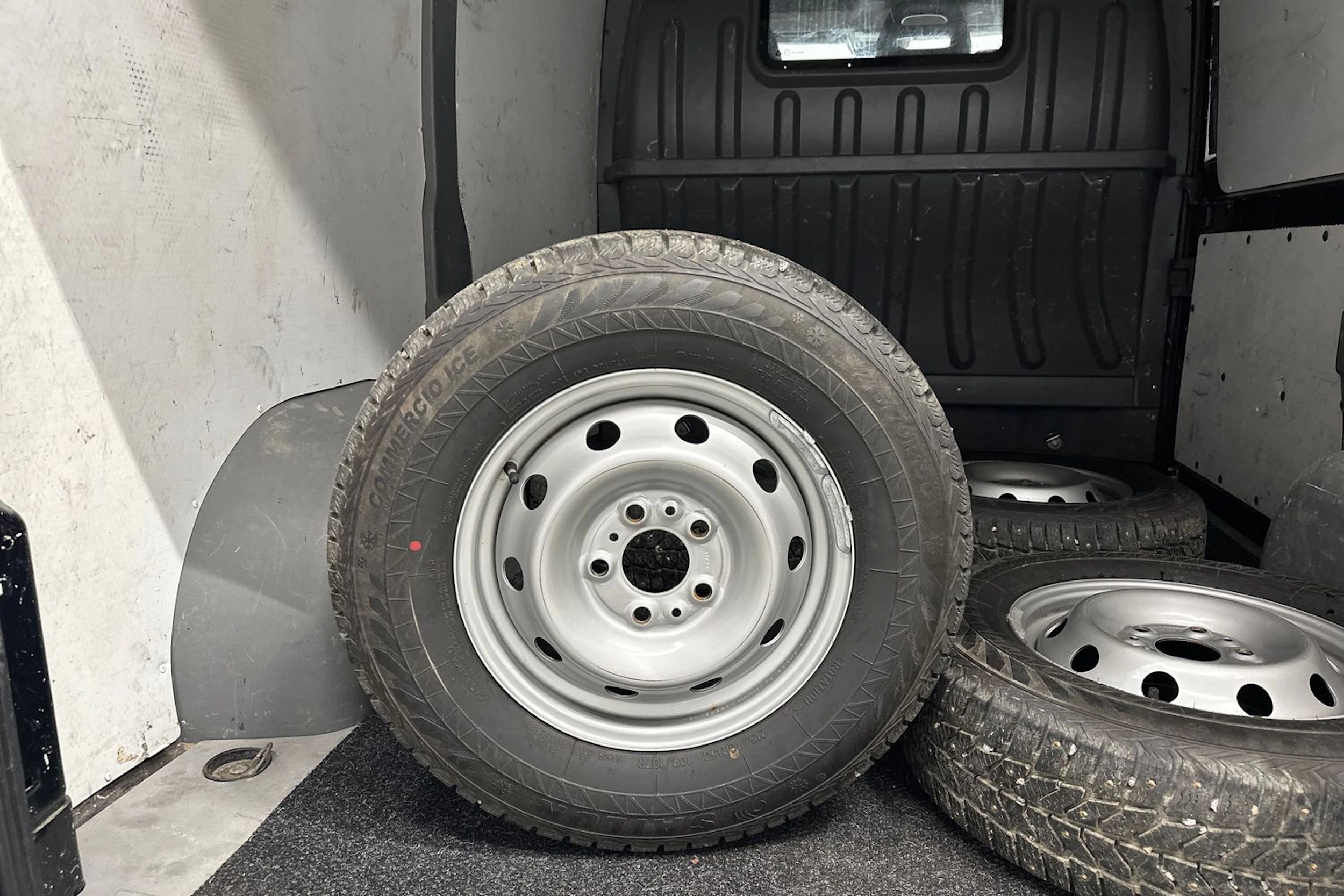 musta Peugeot Boxer 2015 kuva 26.