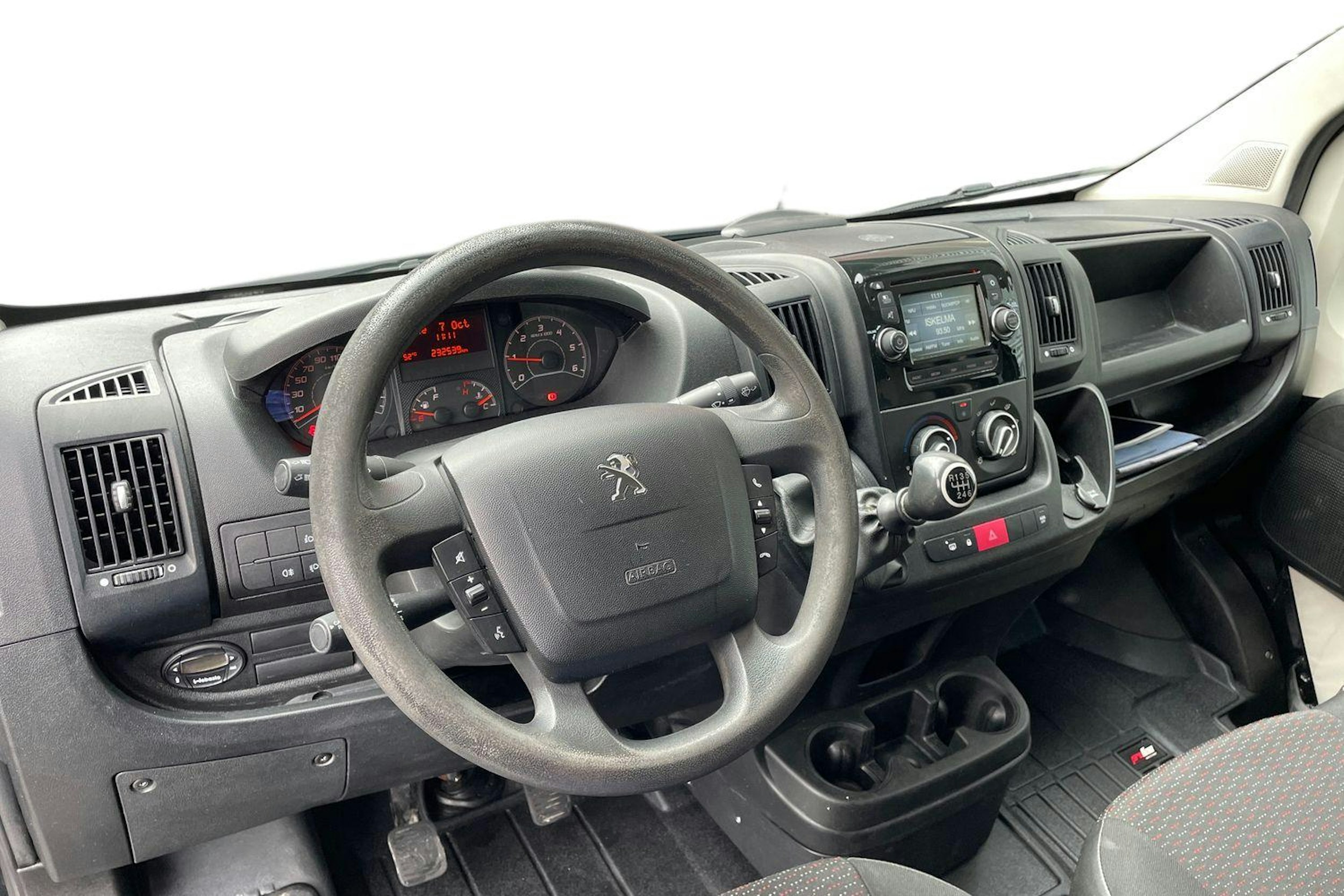 Musta Peugeot BOXER 2018 kuva 9.