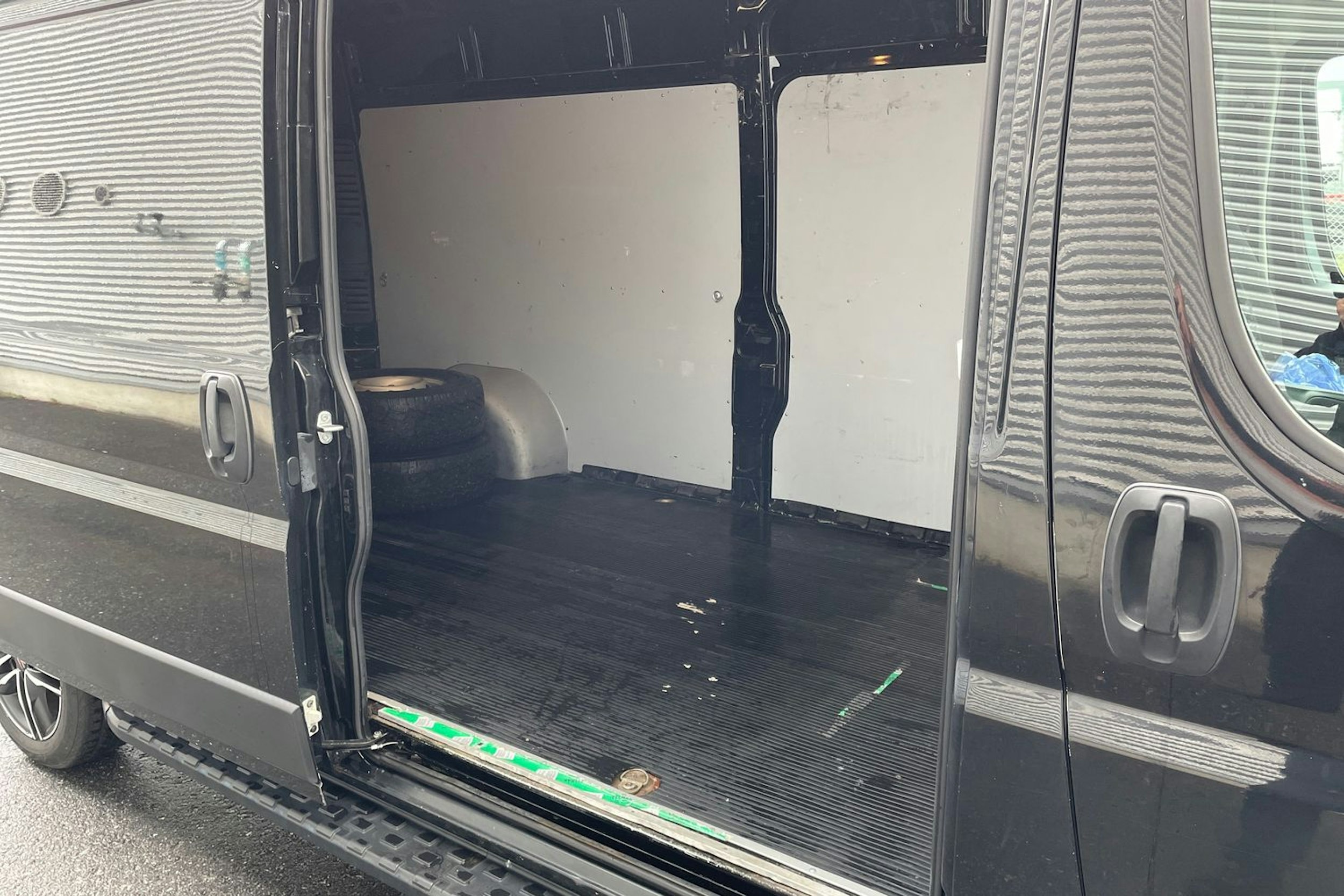 Musta Peugeot BOXER 2018 kuva 17.