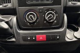 valkoinen Peugeot Boxer 2018 kuva 18.