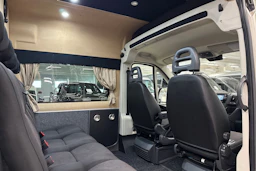 ruskea (beige) Peugeot Boxer 2018 kuva 15.