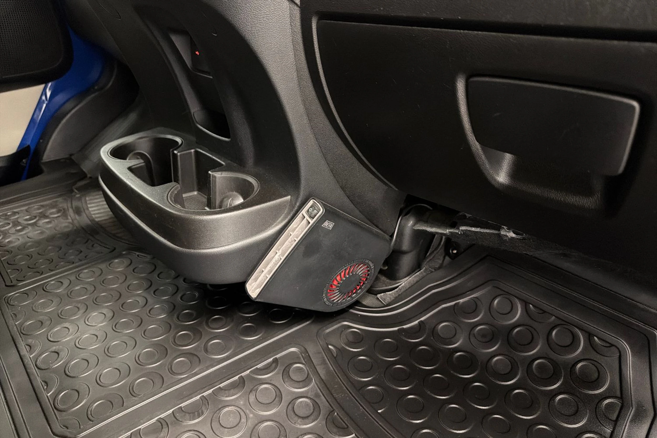 sininen Peugeot Boxer 2019 kuva 29.