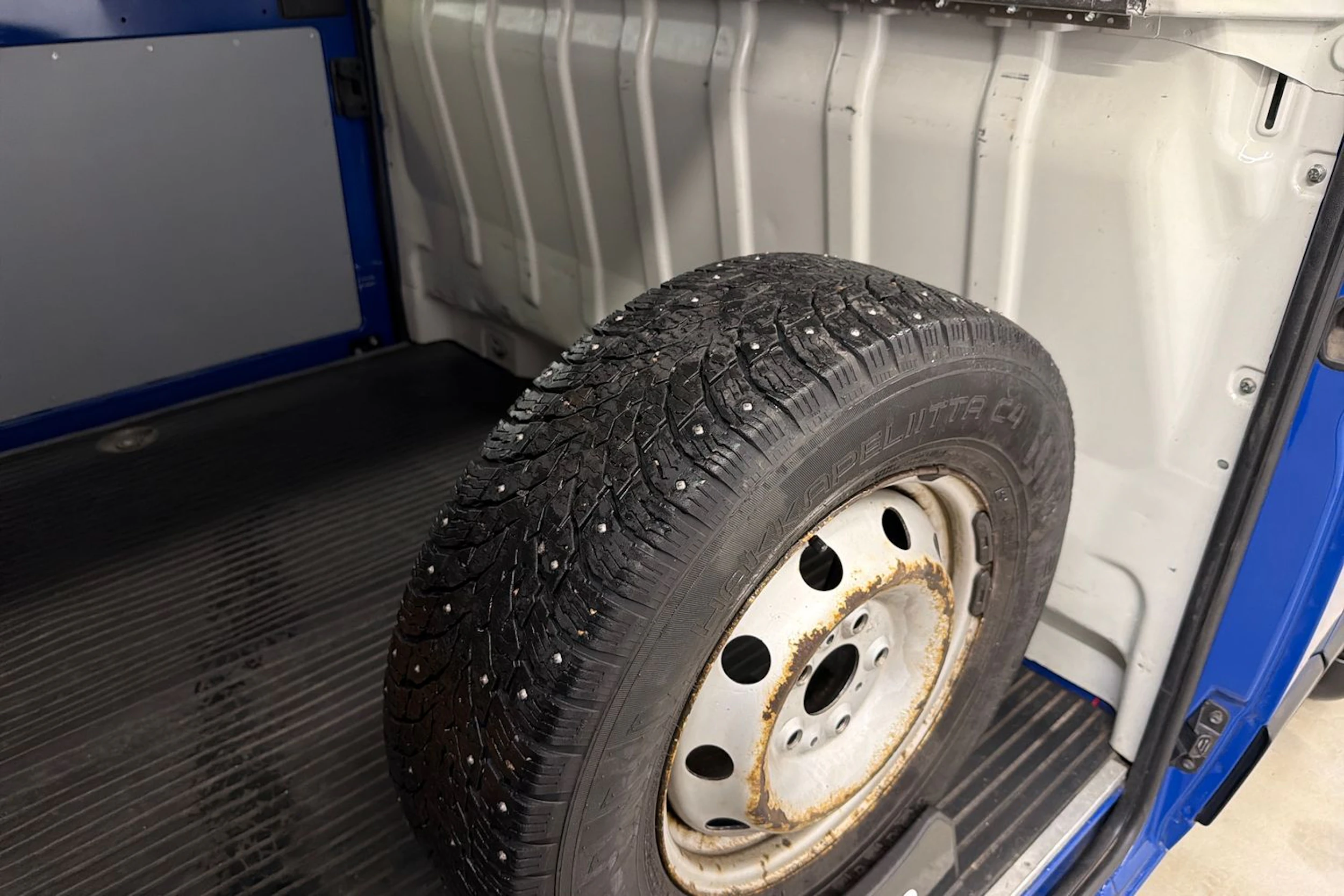 sininen Peugeot Boxer 2019 kuva 31.