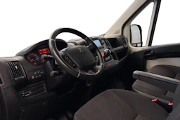 harmaa Peugeot Boxer 2019 kuva 8.