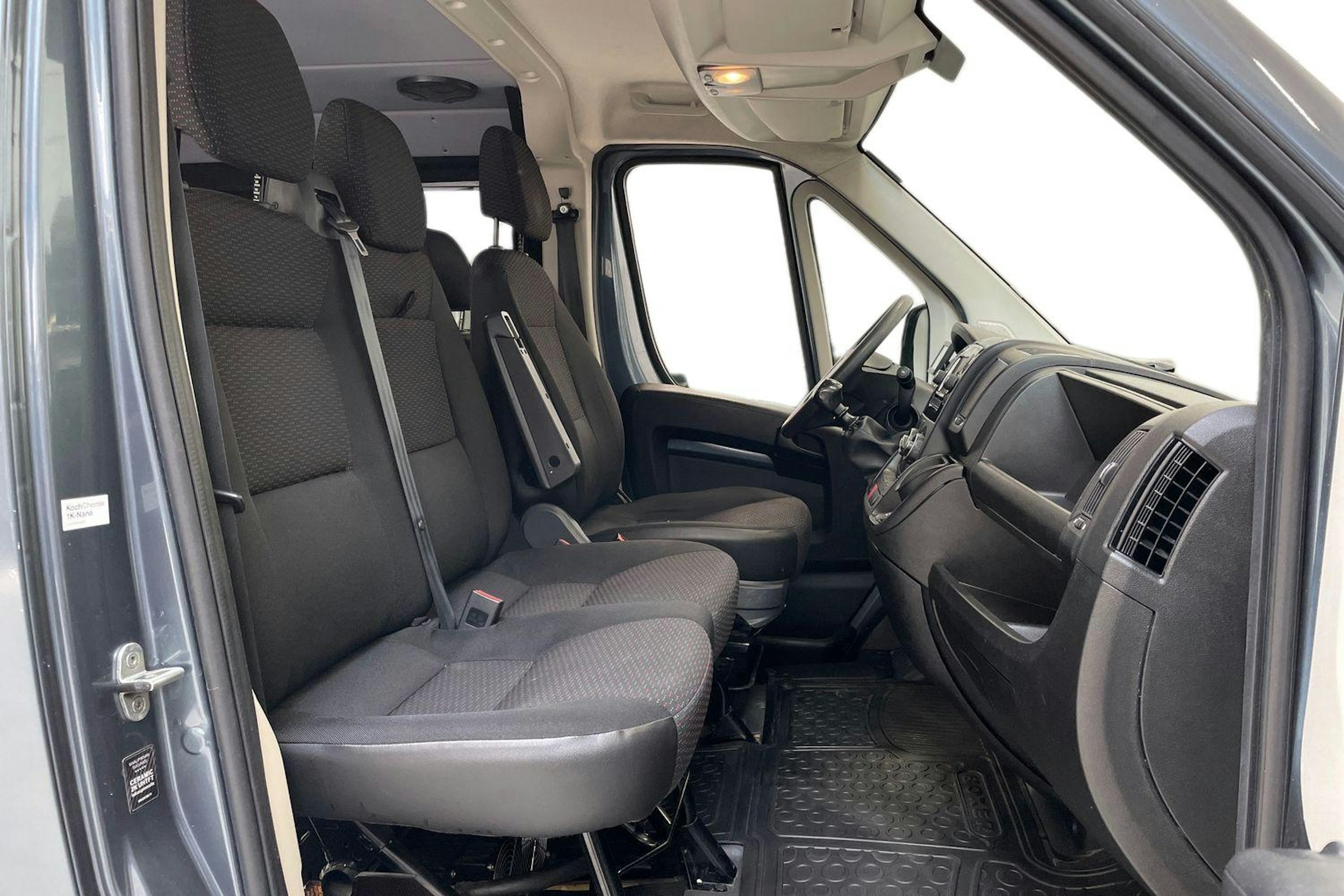 harmaa Peugeot Boxer 2020 kuva 10.