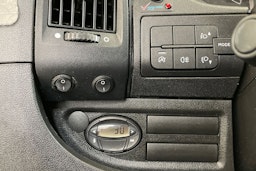 harmaa Peugeot Boxer 2020 kuva 18.