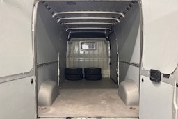 harmaa Peugeot Boxer 2021 kuva 28.
