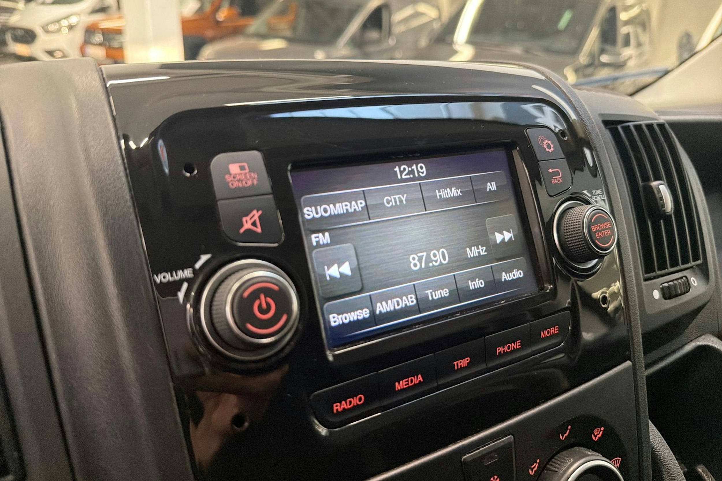 valkoinen Peugeot Boxer 2022 kuva 15.