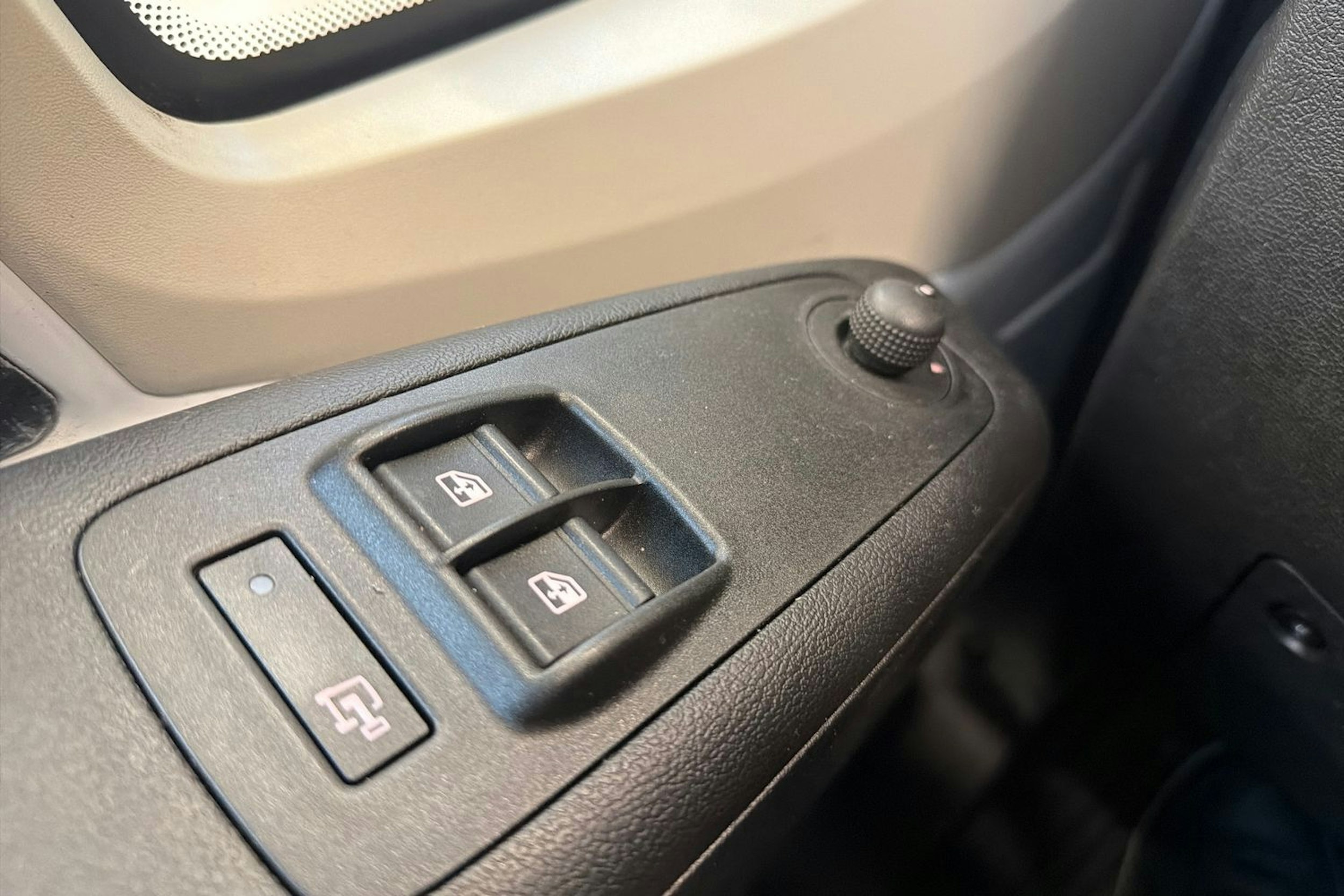 valkoinen Peugeot Boxer 2022 kuva 21.