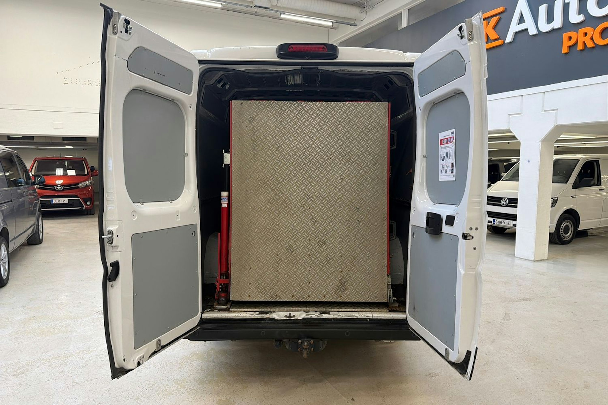 valkoinen Peugeot Boxer 2022 kuva 22.