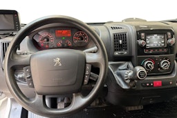 valkoinen Peugeot Boxer 2022 kuva 9.