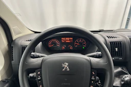 valkoinen Peugeot Boxer 2023 kuva 13.