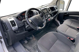 Valkoinen Peugeot BOXER 2023 kuva 3.