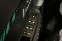 sininen Peugeot e-208 2020 kuva 26.