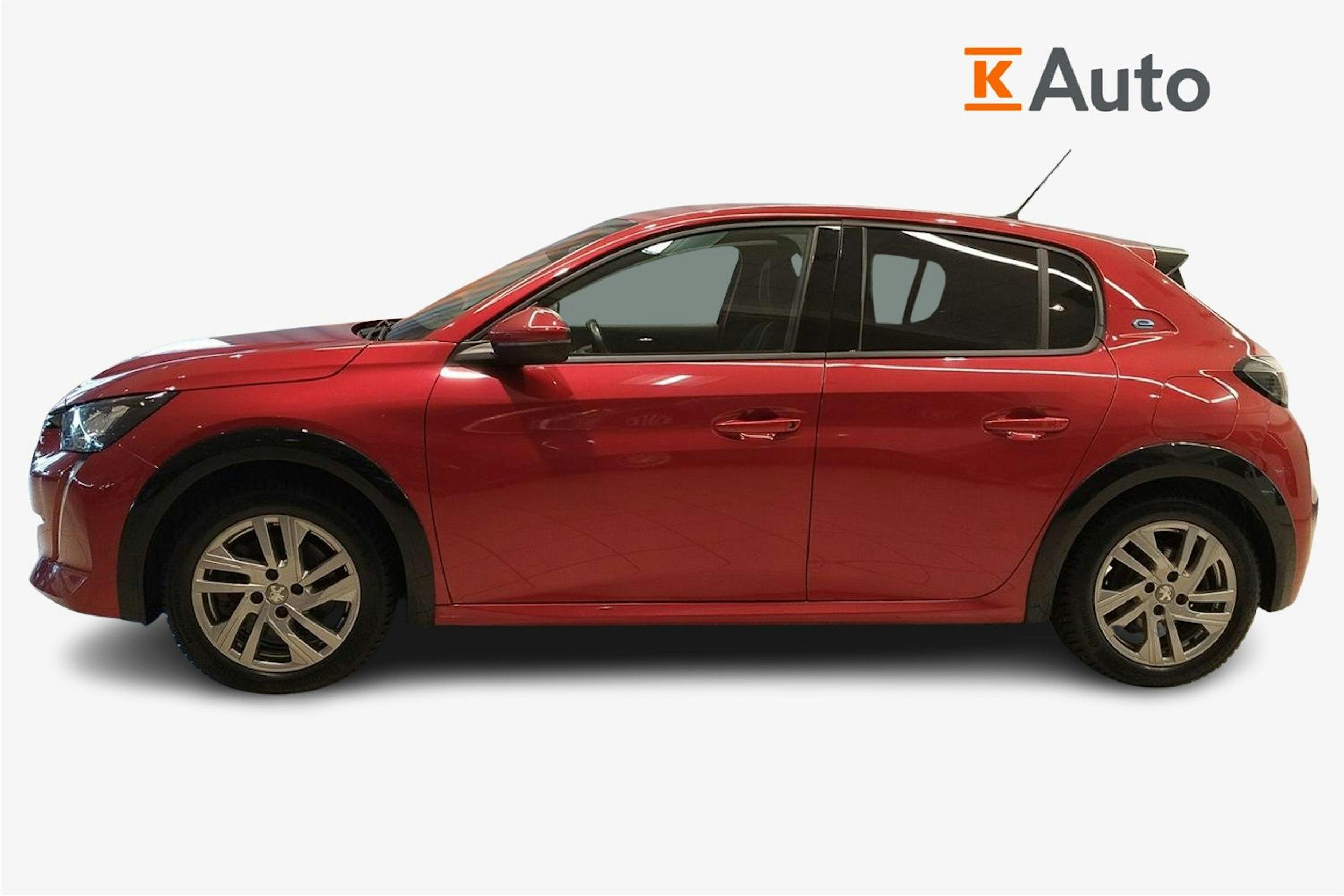 Punainen Peugeot e-208 2021 kuva 6.