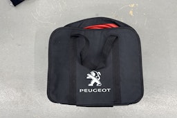sininen Peugeot e-208 2021 kuva 29.
