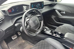 musta Peugeot e-208 2021 kuva 3.