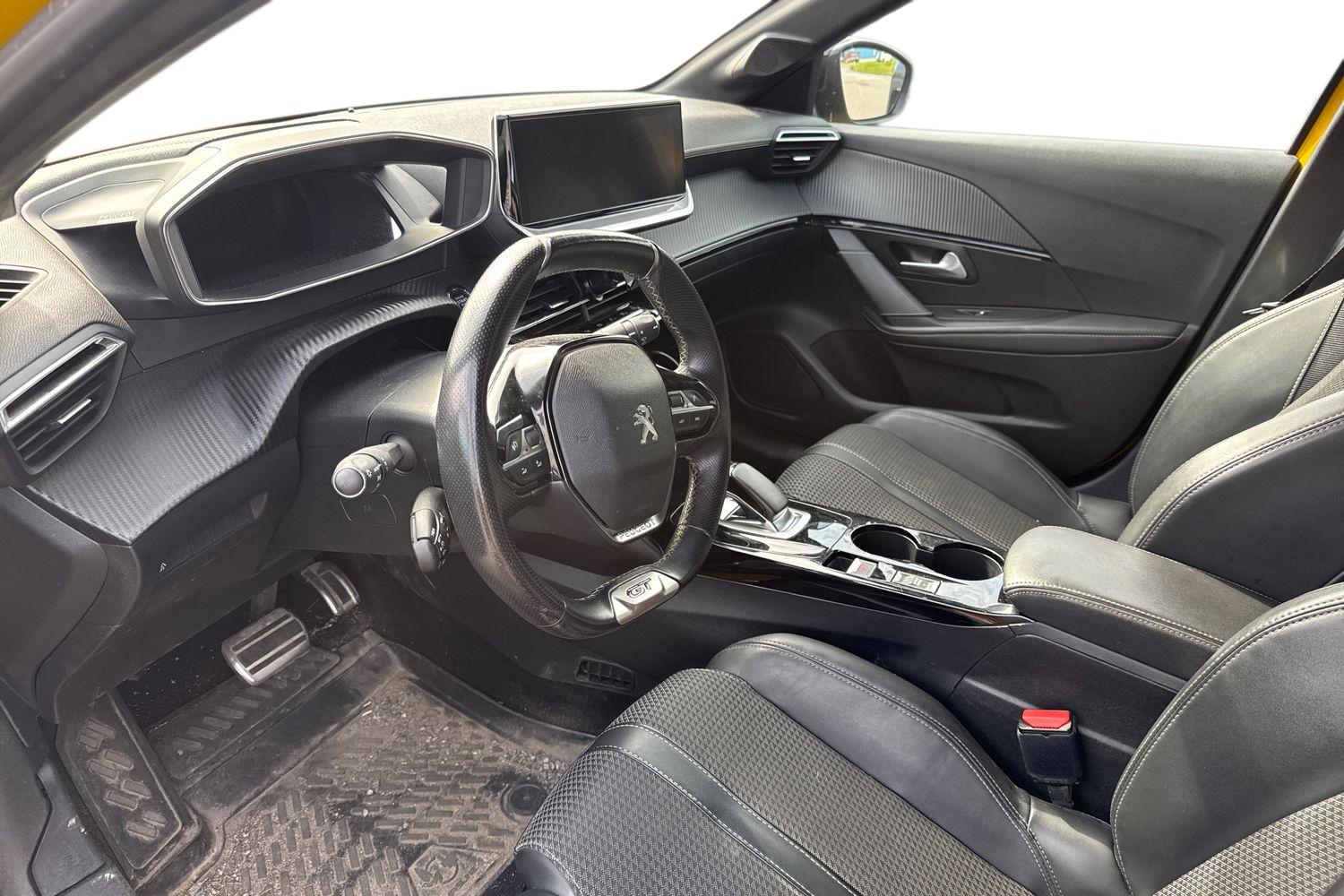Peugeot e-208 GT 50kWh 136 Automaatti 2021, kuva 3/3