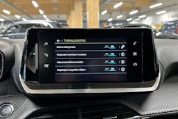 sininen Peugeot e-208 2022 kuva 17.