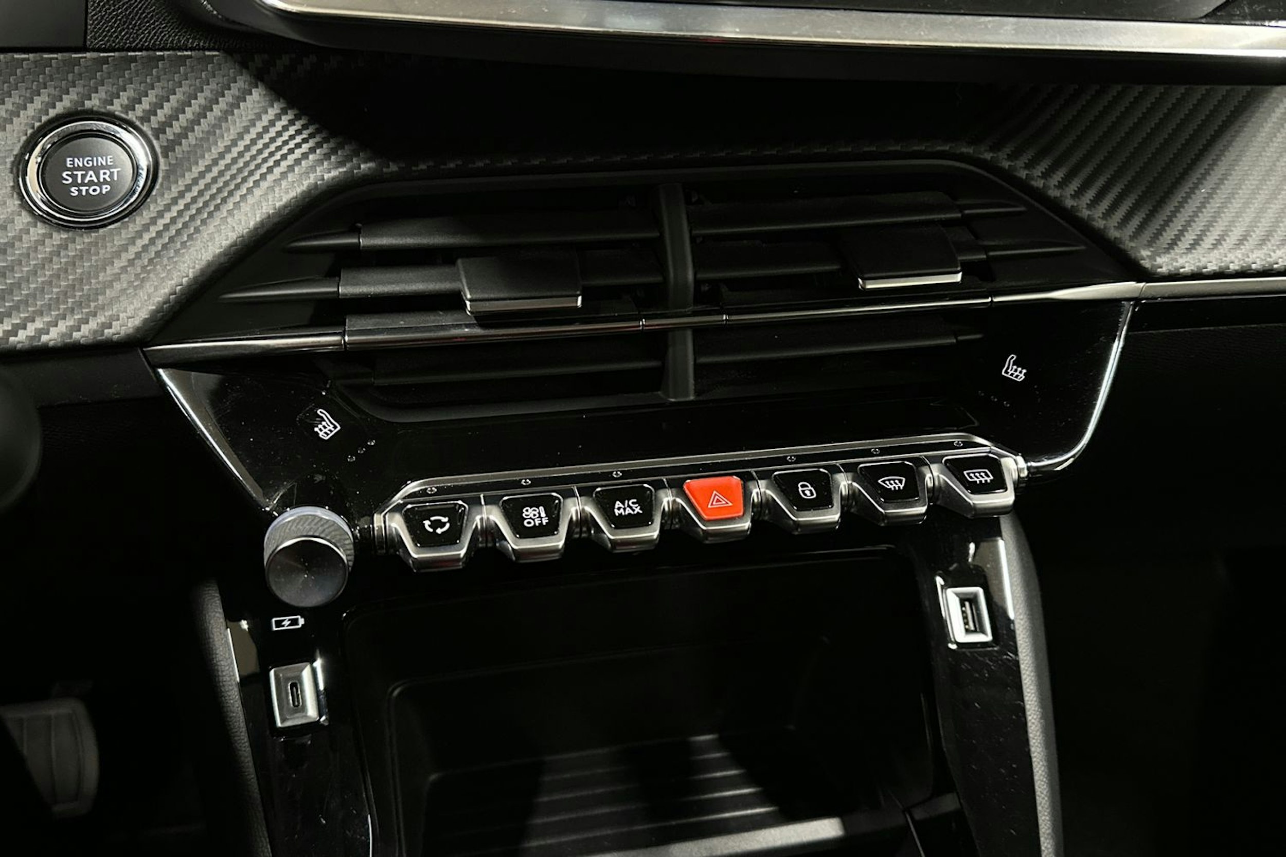 sininen Peugeot e-208 2022 kuva 19.