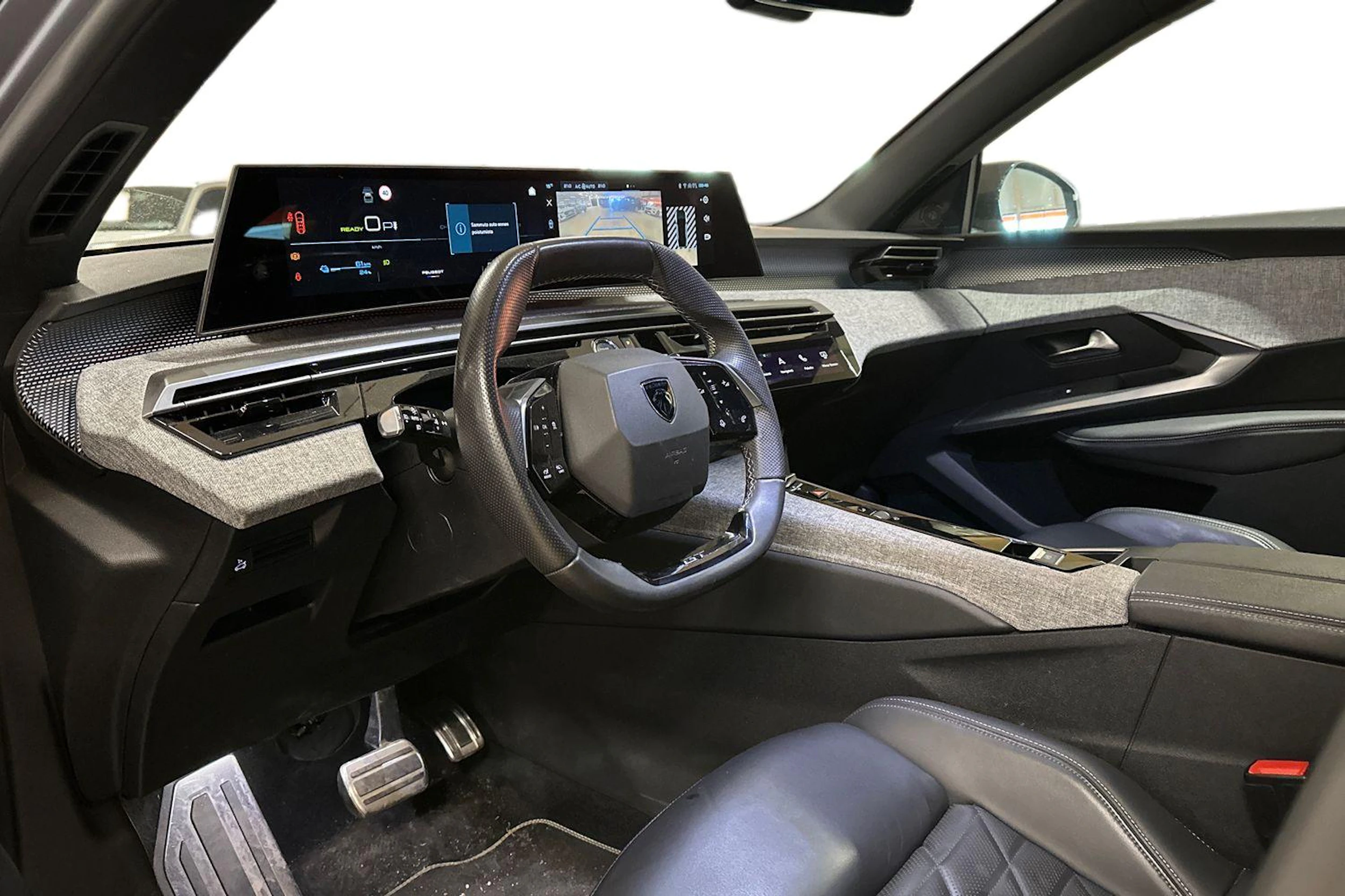 harmaa Peugeot E-3008 2024 kuva 3.