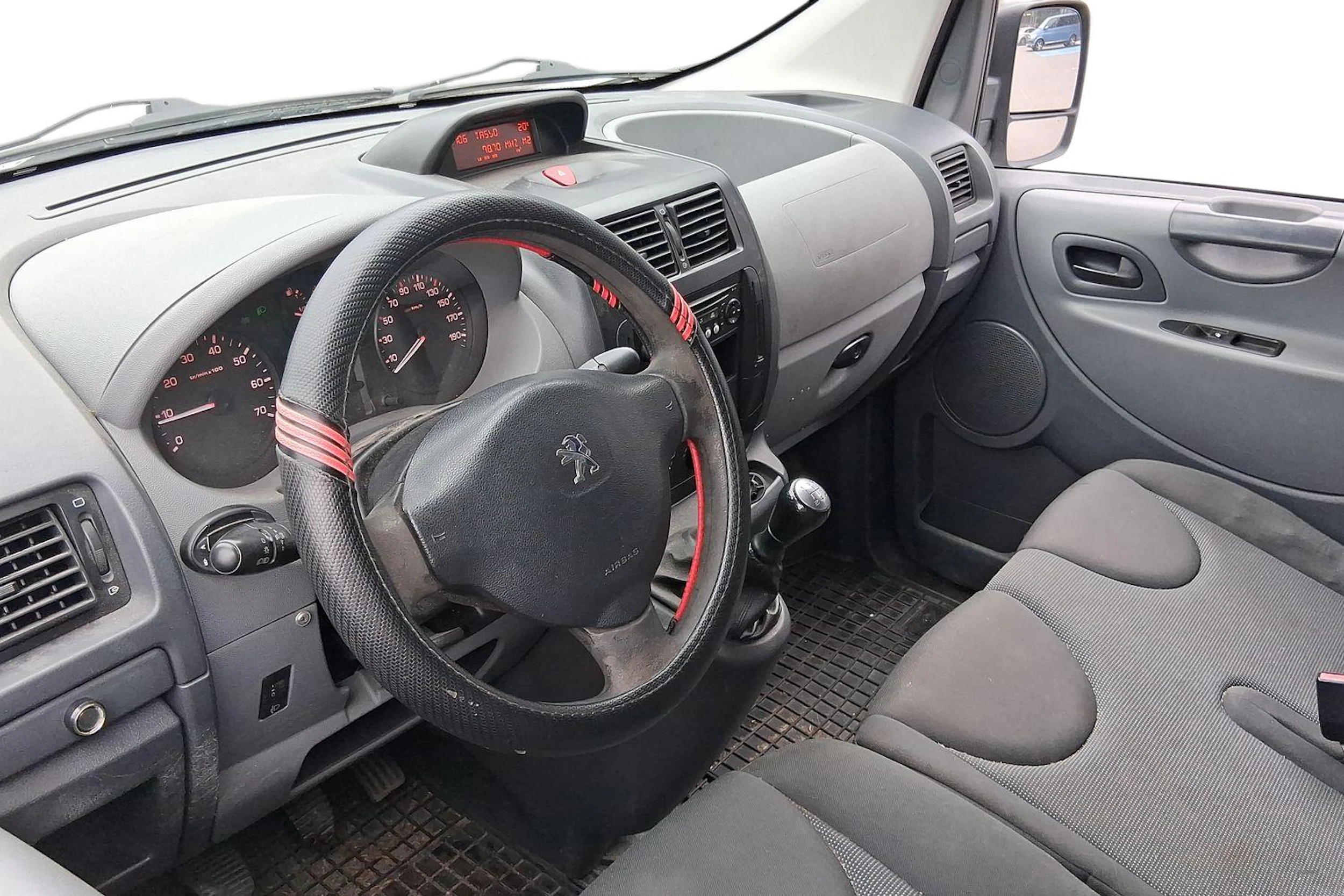 valkoinen Peugeot Expert 2012 kuva 3.