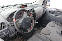 valkoinen Peugeot Expert 2012 kuva 3.