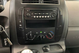 valkoinen Peugeot Expert 2012 kuva 19.