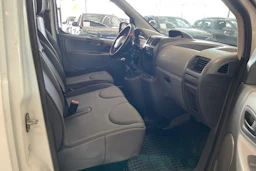 valkoinen Peugeot Expert 2012 kuva 22.