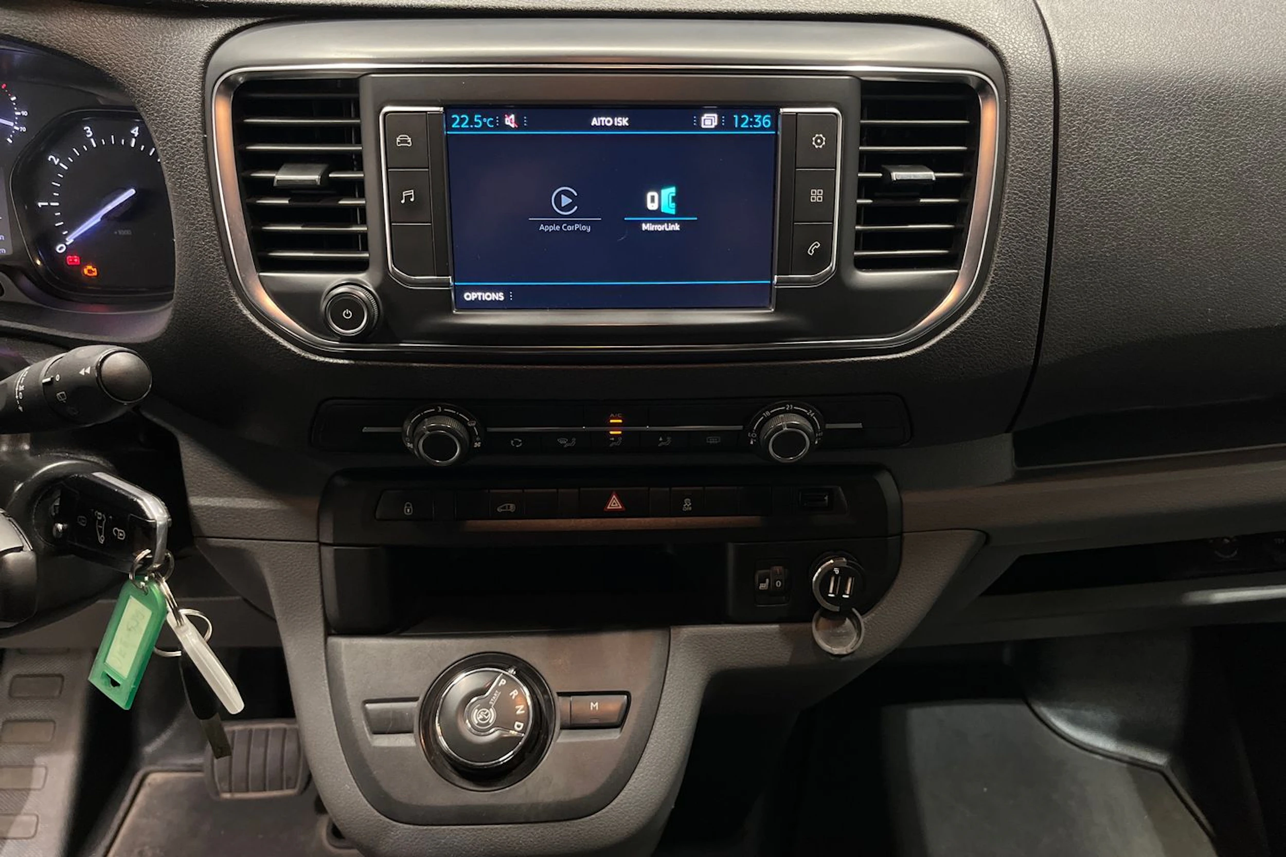 harmaa Peugeot Expert 2016 kuva 13.