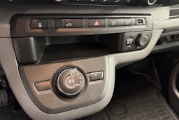 valkoinen Peugeot Expert 2018 kuva 13.