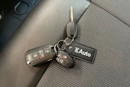 valkoinen Peugeot Expert 2018 kuva 27.