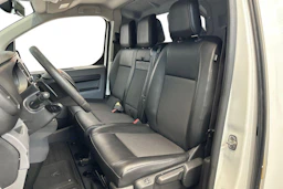 valkoinen Peugeot Expert 2018 kuva 9.