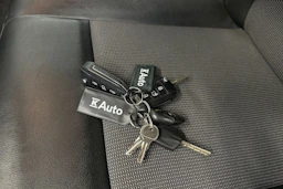 valkoinen Peugeot Expert 2018 kuva 29.