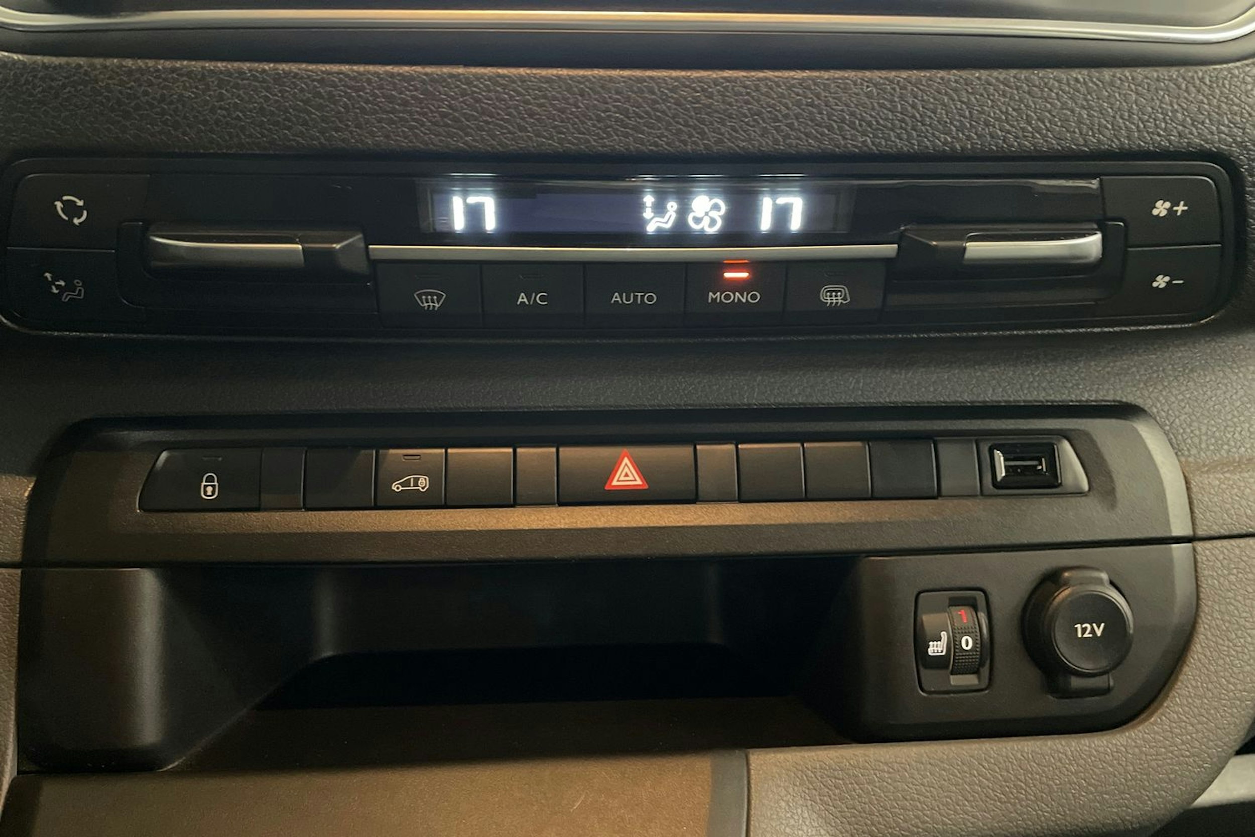 harmaa Peugeot Expert 2021 kuva 19.