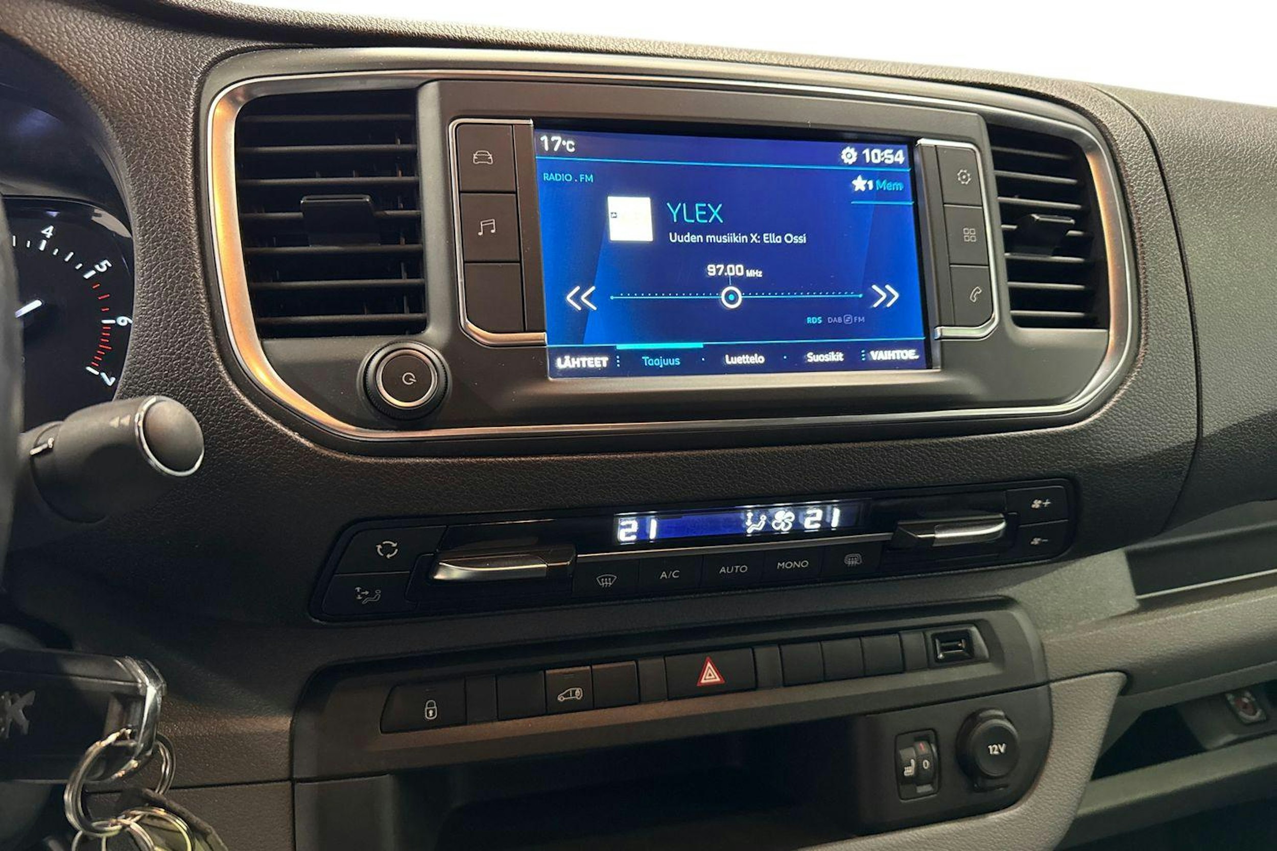 harmaa Peugeot Expert 2021 kuva 9.