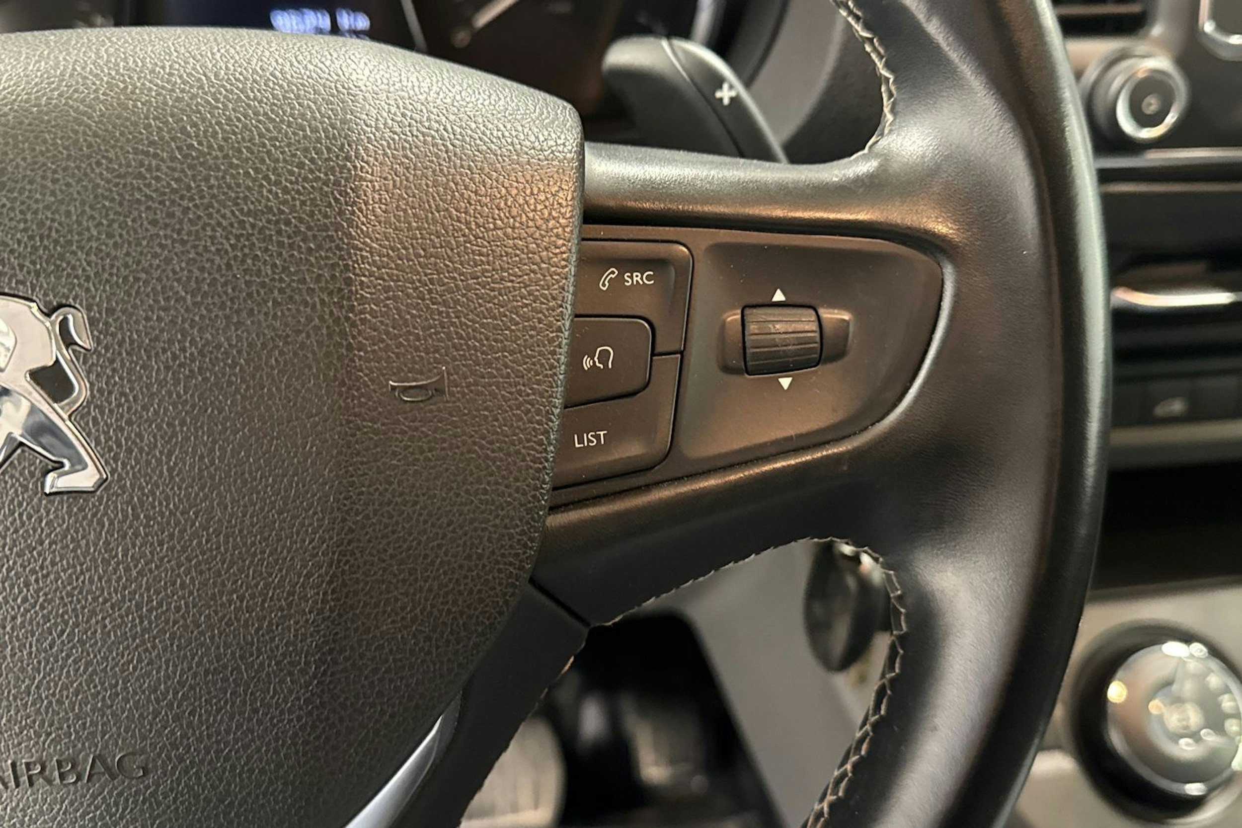 harmaa Peugeot Expert 2021 kuva 13.